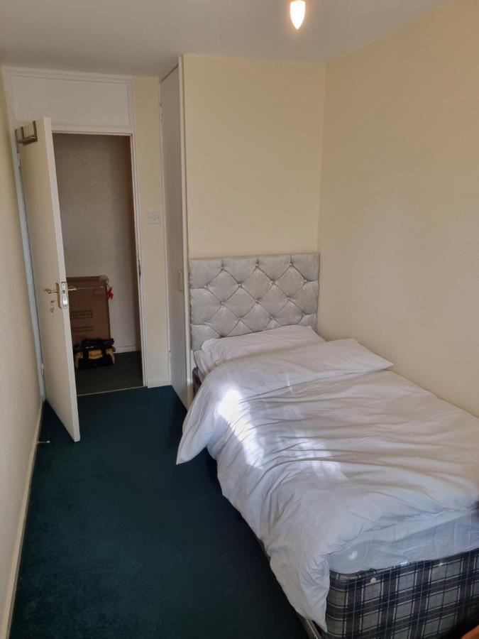 6 Greville Court London Luaran gambar